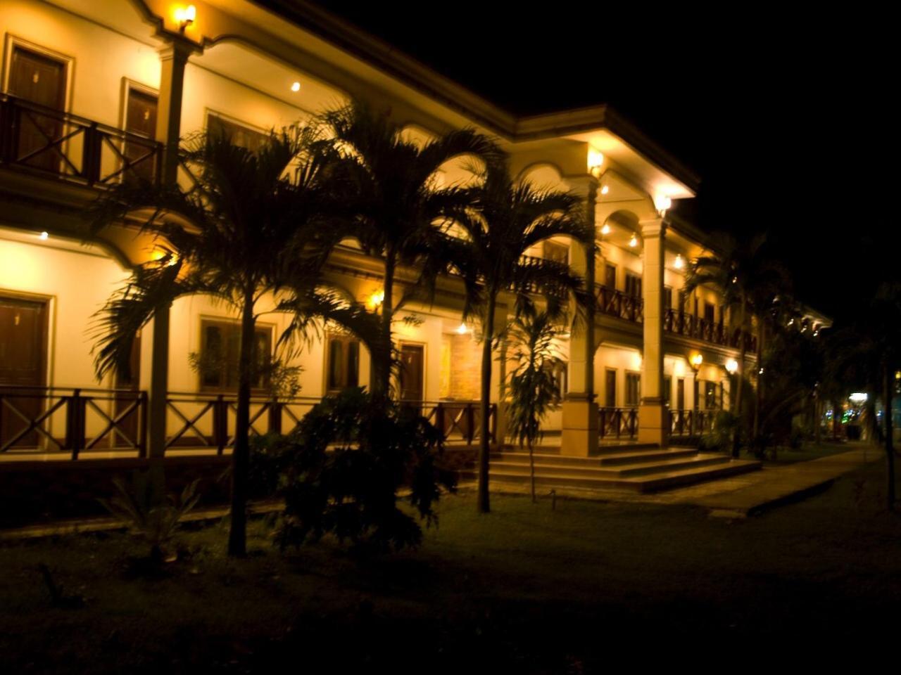 Lebijou Guesthouse - Konesavath Ban Dondét Exterior foto
